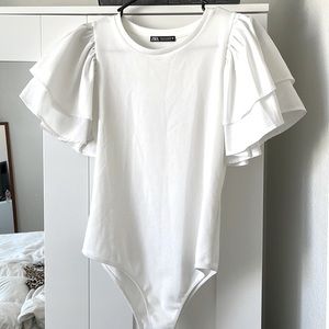Zara ruffle sleeve bodysuit